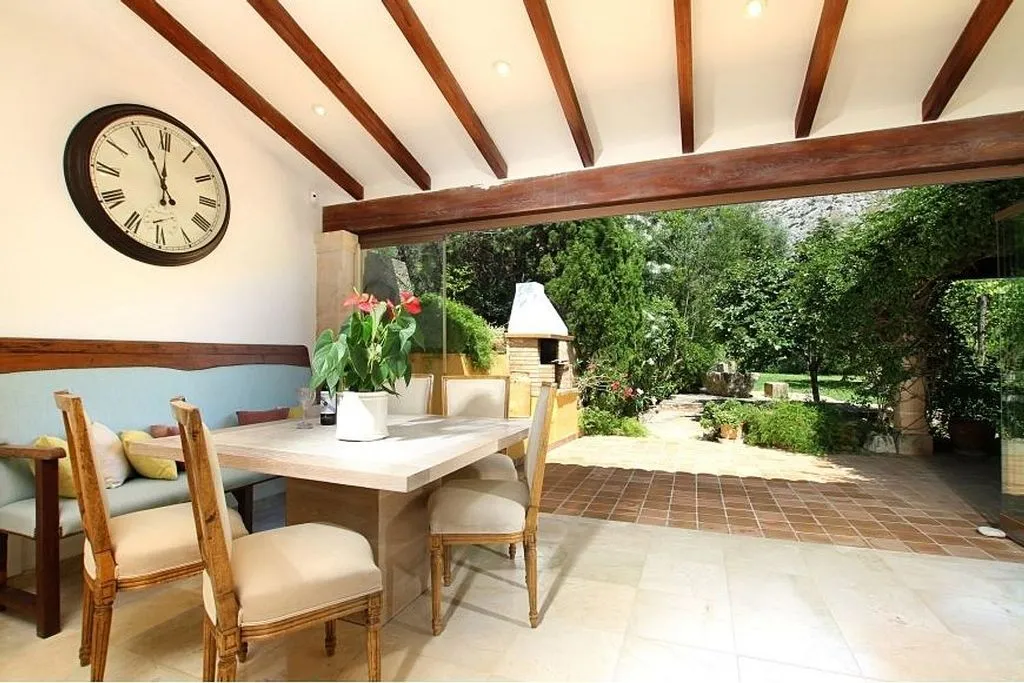 Söögituba - Traditional Villa with Pool in Pollença