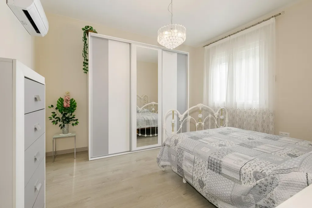 Chambres - Contemporary Chalet with Pool in Historic Centre