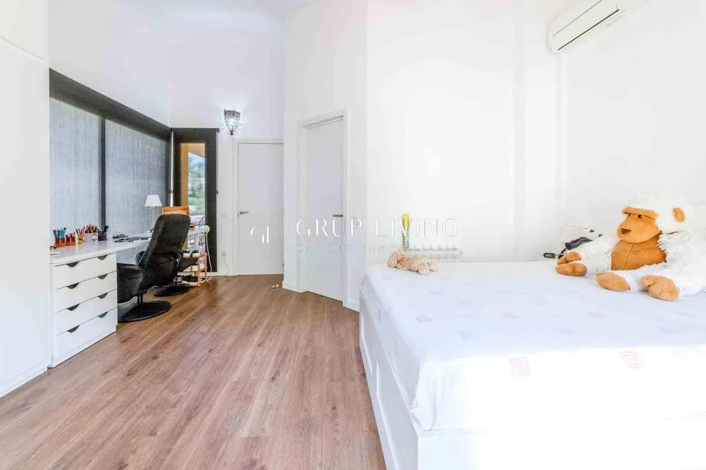 Bedrooms - Luxury House with Pool in Sitges