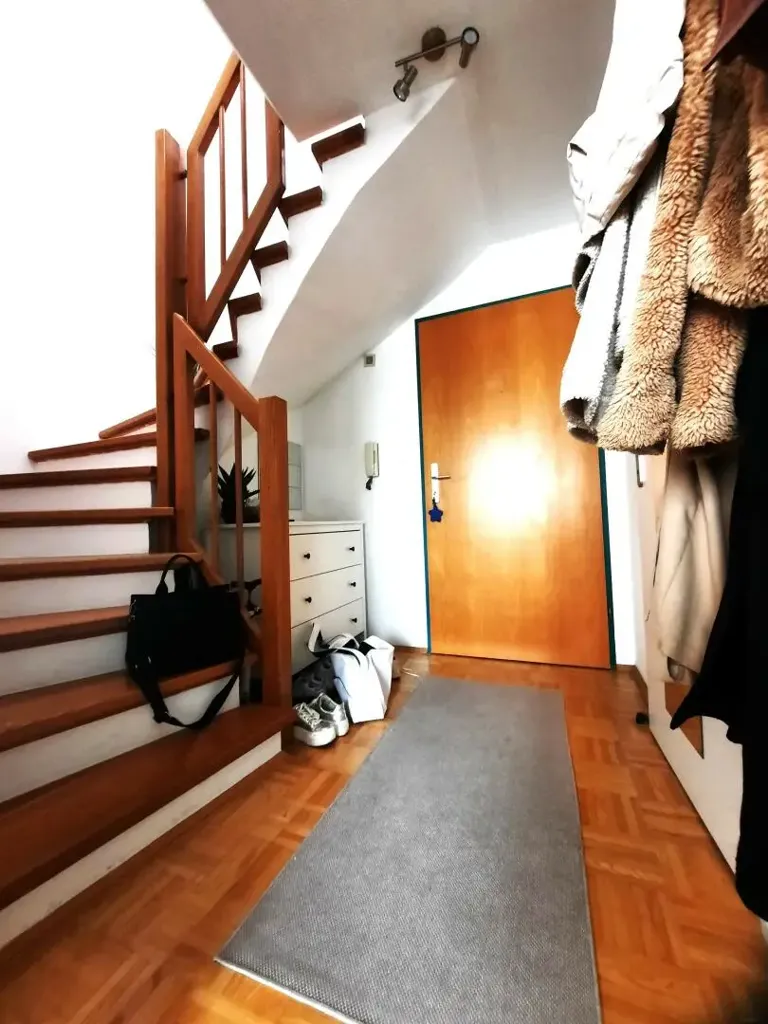 Esik - 2-Bedroom Apartment with Parking in Top Location
