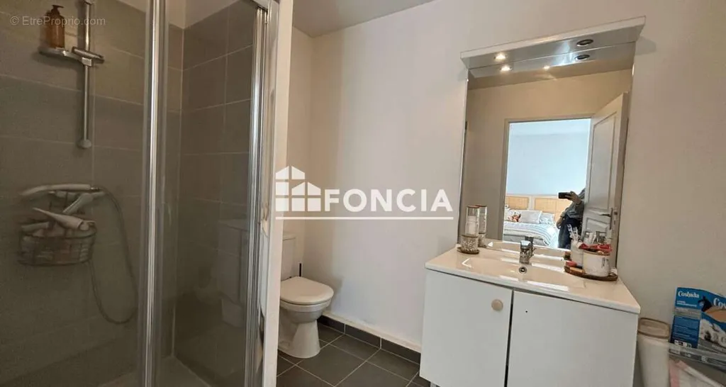 Salles de bain - Appartement T2 avec Terrasse à Agroparc