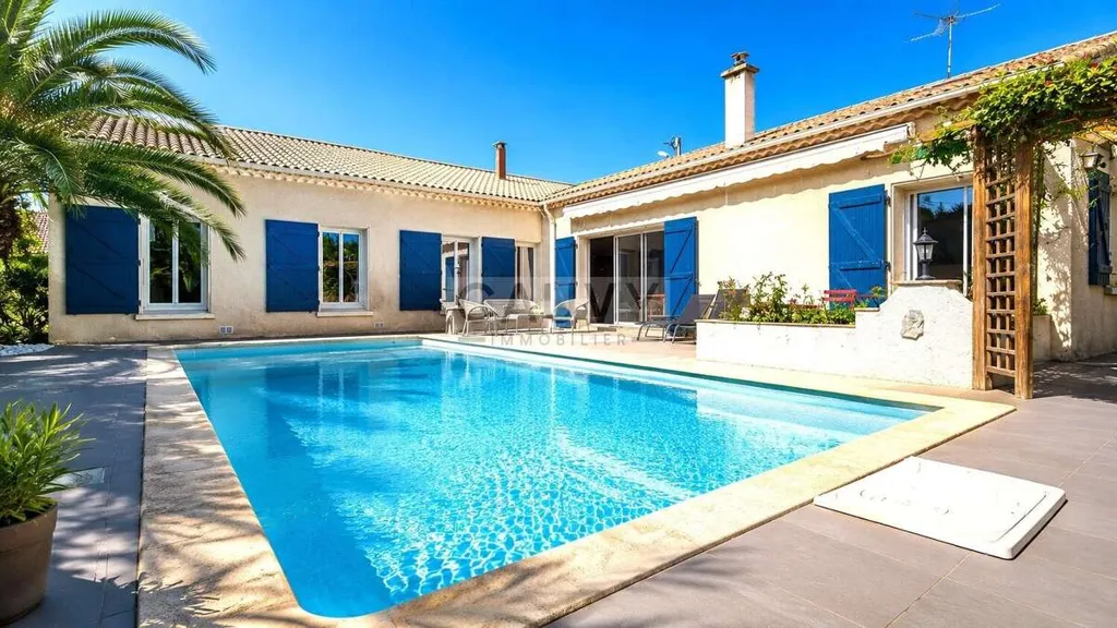 Bassein - Languedoc Villa with Pool in Agde