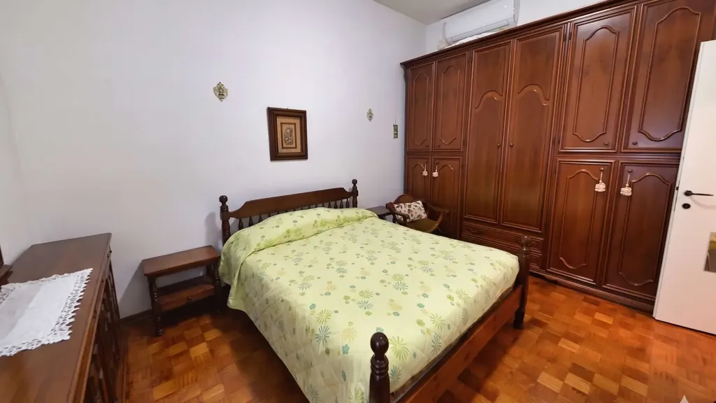 Chambres - Quadrilocale with Two Outdoor Spaces in Como