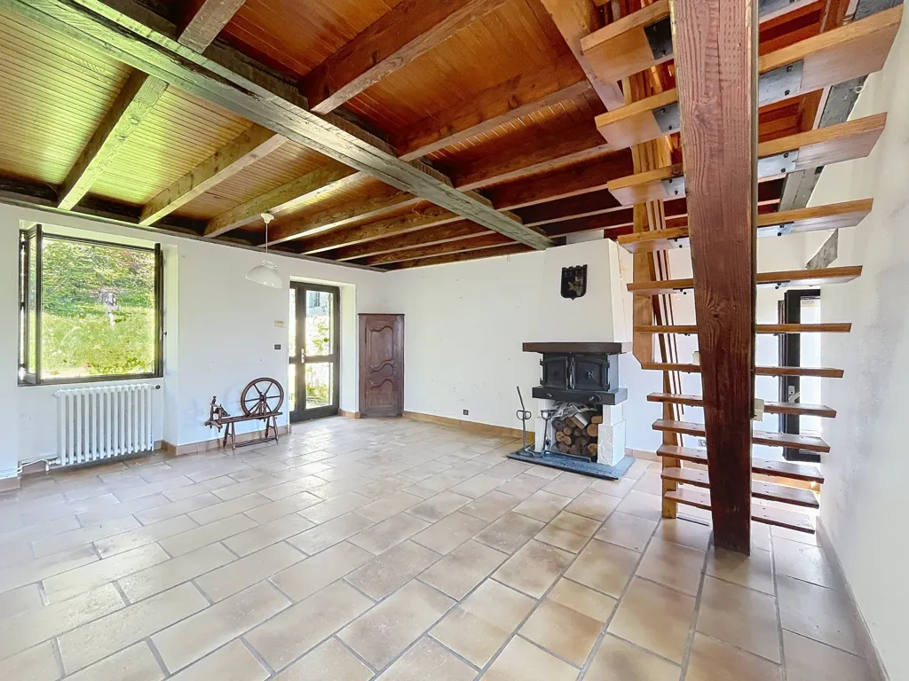 Séjour - Maison Ancienne avec Grange à La Terrasse