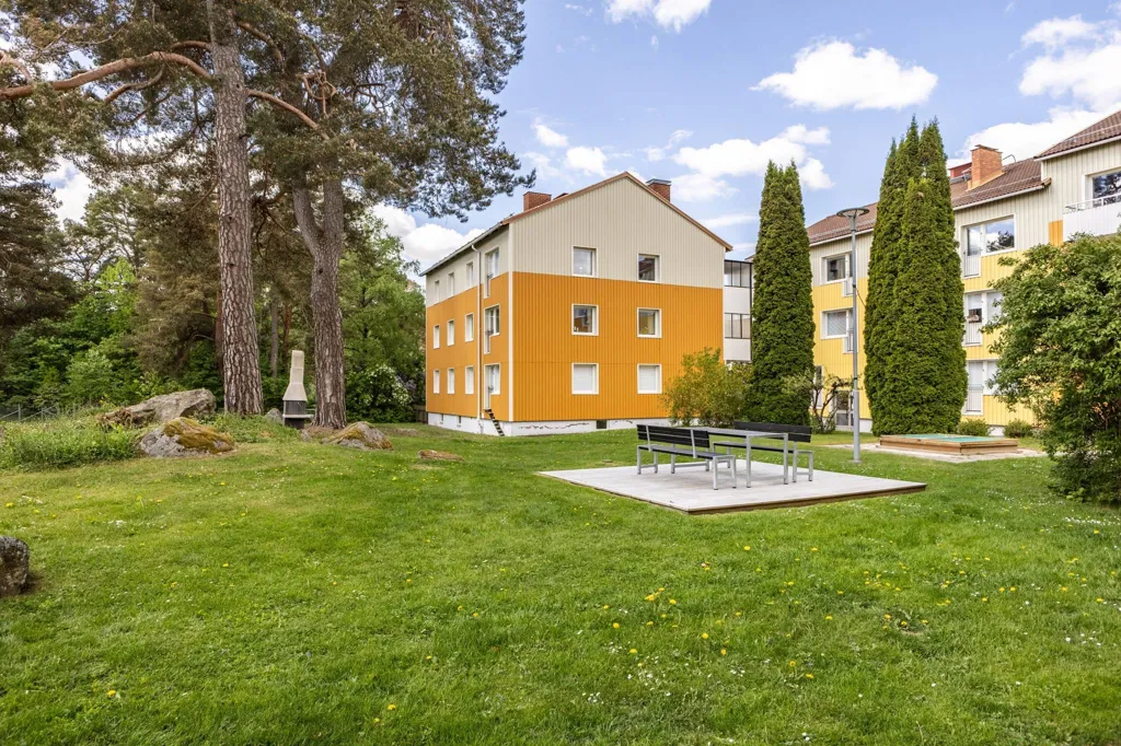 Jardin - Studio Flat with Balcony in Enköping