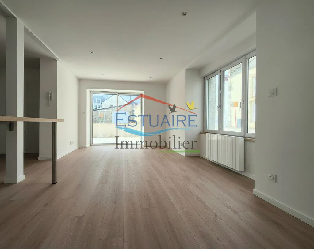 Elutuba - Duplex Apartment with Terrace in Fay-de-Bretagne