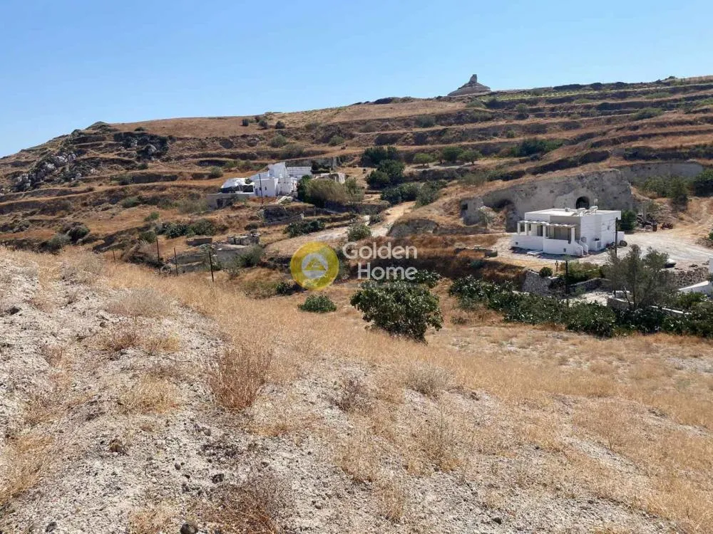 Aed - Commercial Plot with Sea View in Santorini
