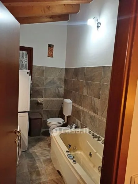 Salles de bain - Armed Bilocale with Terrace in Sovizzo