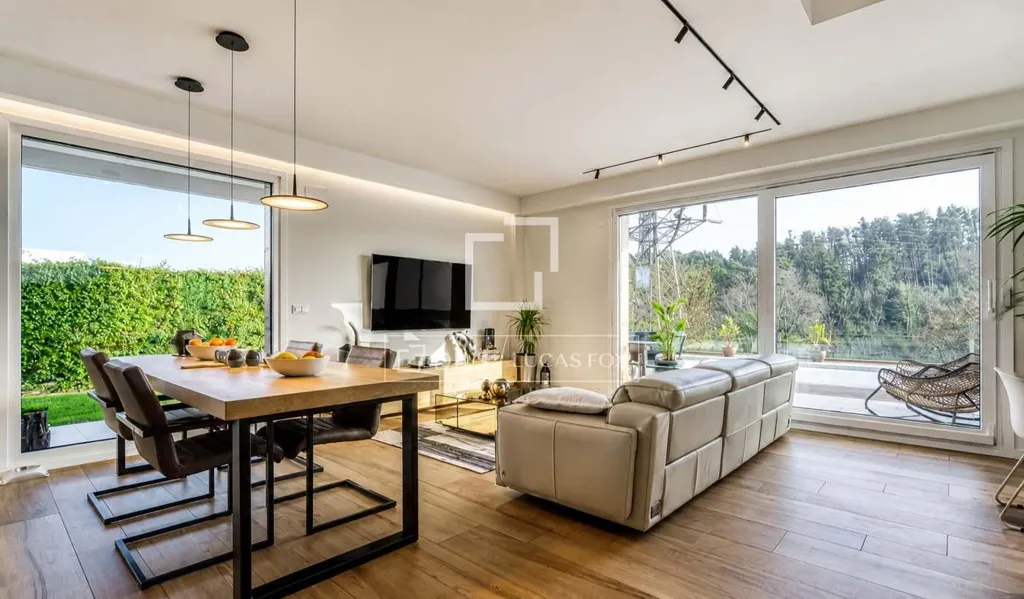 Salle à manger - Semi-Detached Villa with Pool in Miramon, Donostia