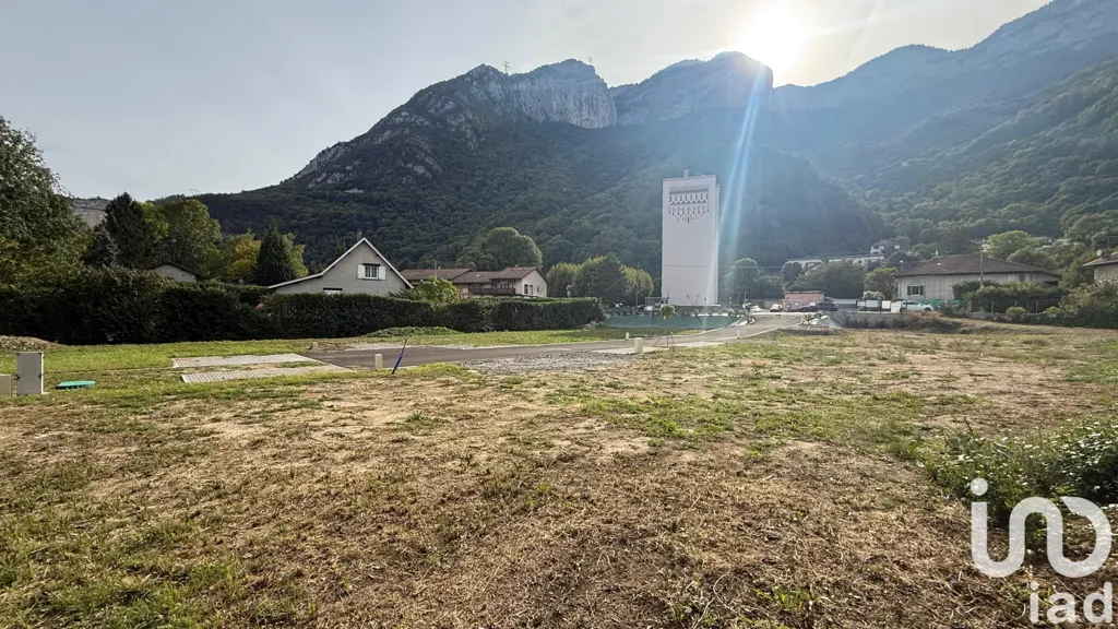 Aed - Buildable Plot in Residential Noyarey