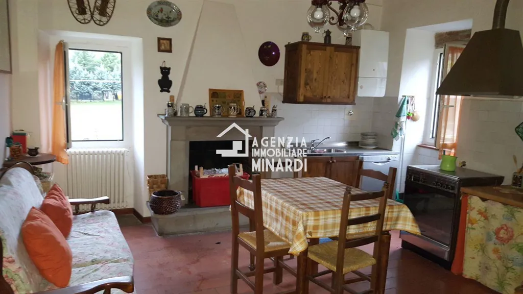 Salle à manger - Renovated Apartment in Sasso Building, Marradi