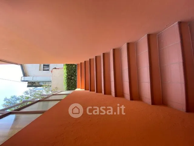 Stanze - Appartamento con balcone e giardino privato a Riccione