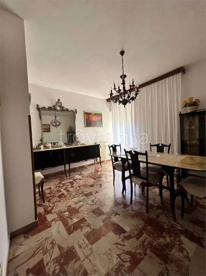 Salle à manger - Apartment with Balcony in Formia