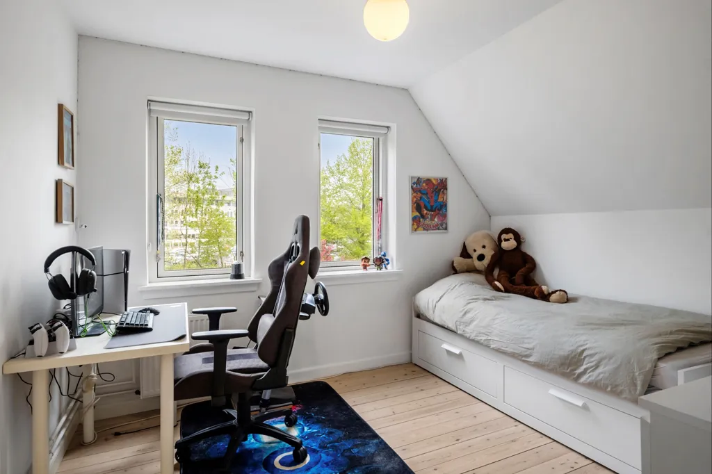 Chambres - Modernised Villa with Forest View in Hillerød