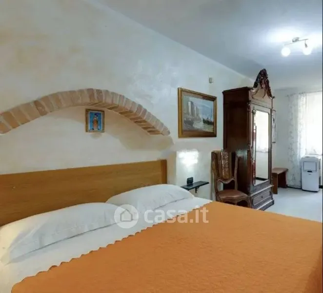 Chambres - Medieval House in Bosa's Historic Centre