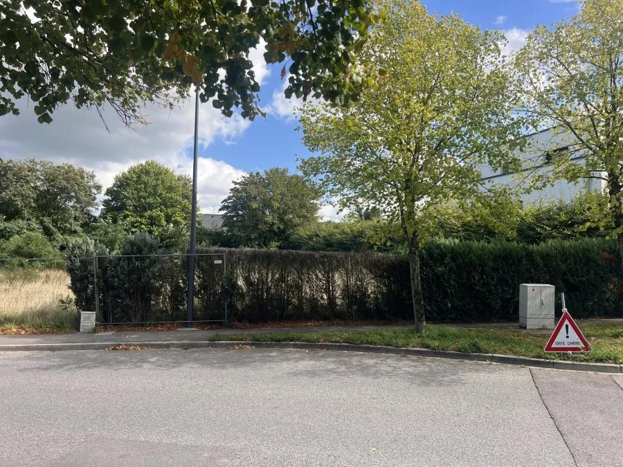 Aed - Buildable Land in Niederanven with Garden Access