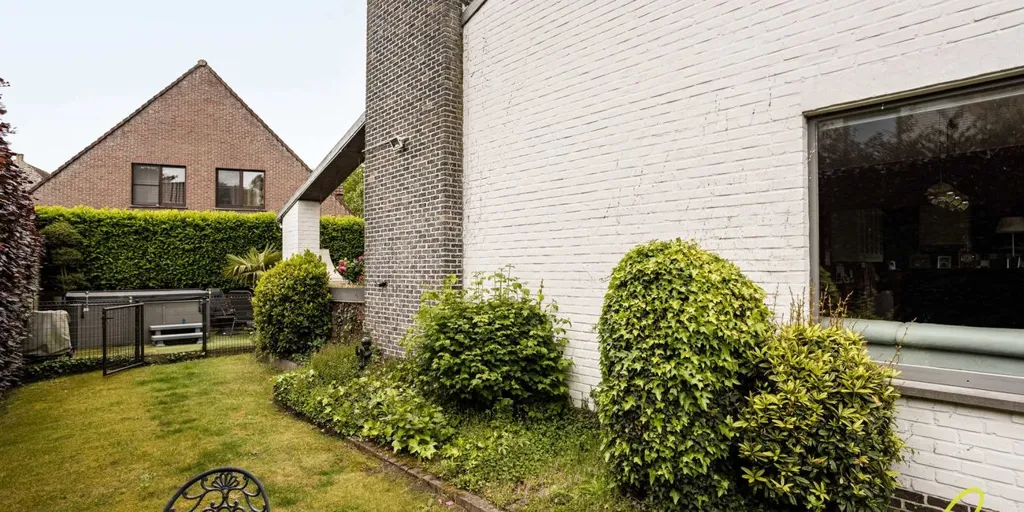 Giardino - Bungalow with Jacuzzi in De Pinte