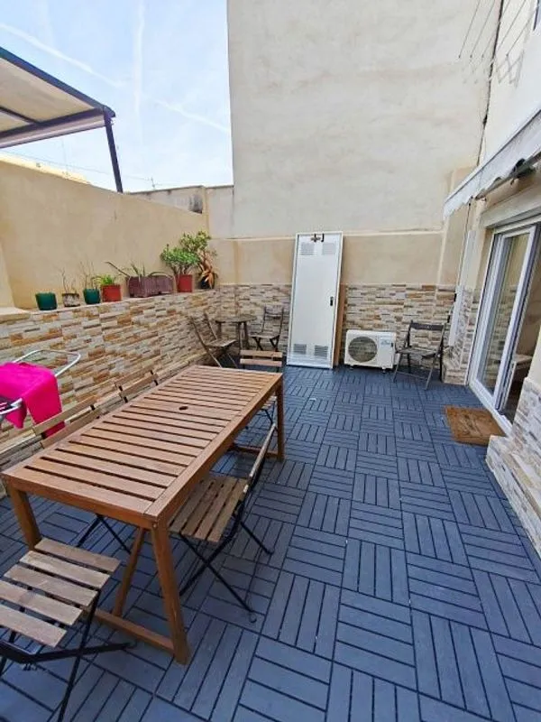 Terrass - Ample 2-Bedroom Flat with Terrace in Morvedre