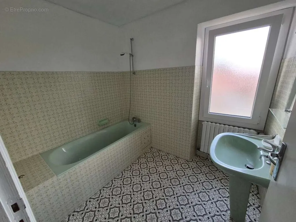 Salles de bain - Maison de Village en Pierre au Brignon