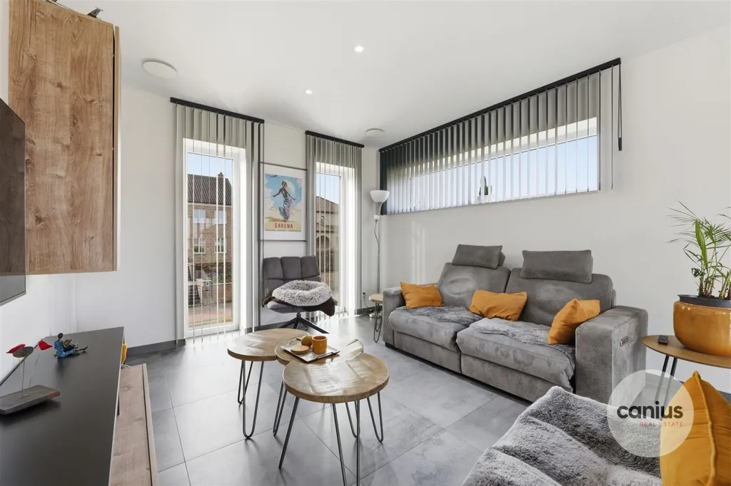 Elutuba - Energy-Efficient House with Elevator in Landen