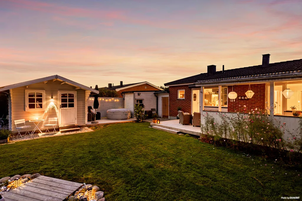 Aed - 1-Plan House with Pool in Ytterfil