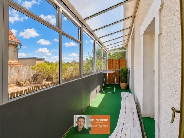 Terrasse - Ensemble Immobilier avec Terrasse au Centre de Chaussin