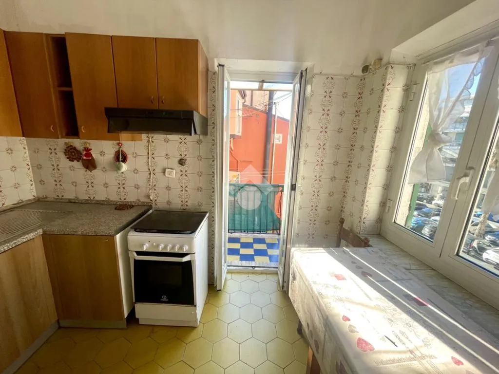 Köök - 4-Room Apartment with Balcony in Oneglia