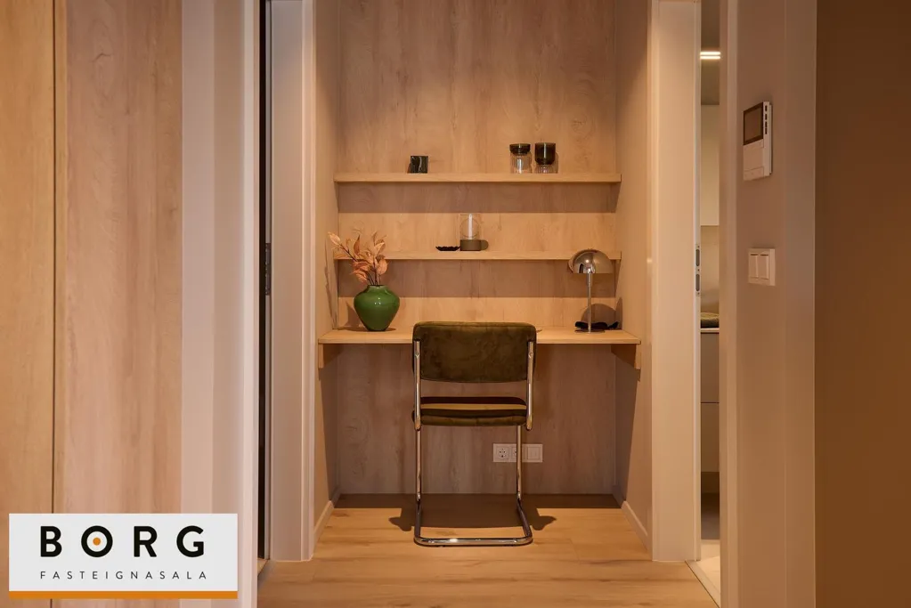 Recibidor - New 2-Bedroom Apartment with Elevator in Hafnarfjörður