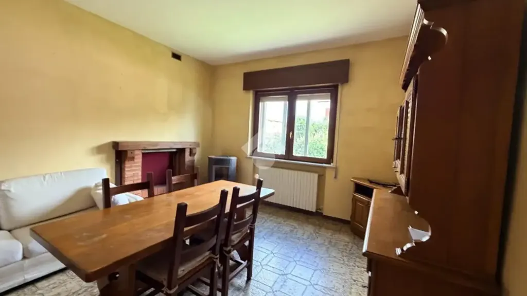 4-room house in IT