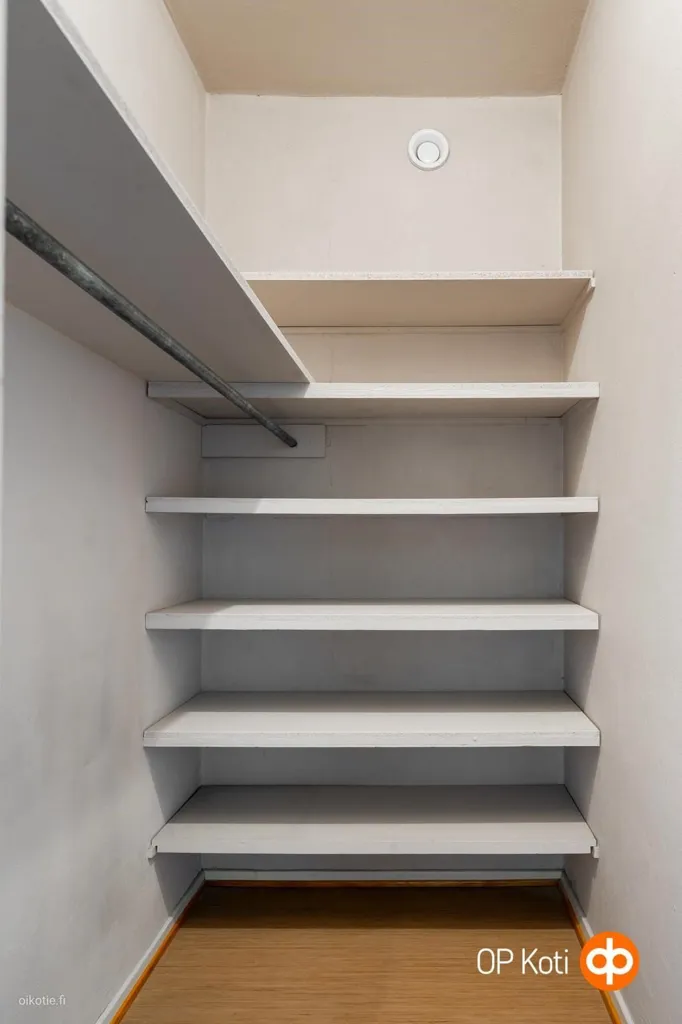 closet_dressing
