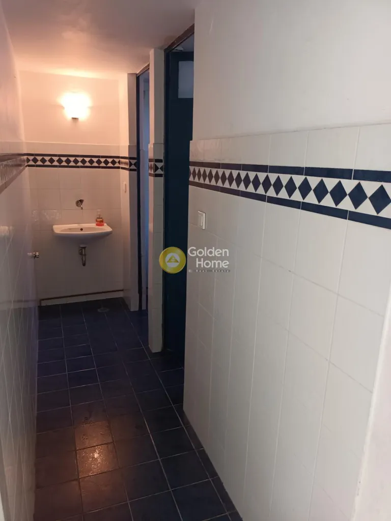 Salles de bain - Commercial Building with Parking in Keratea Centre