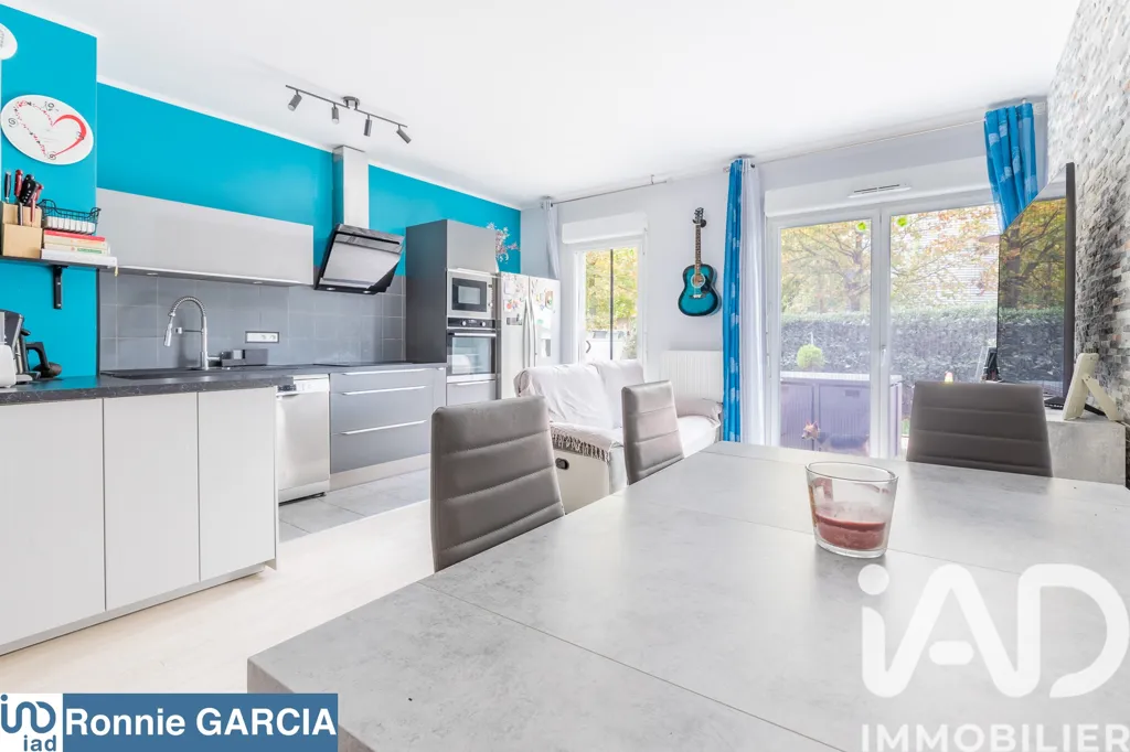 Cuisine - Appartement avec Terrasse et Jardin à Athis-Mons