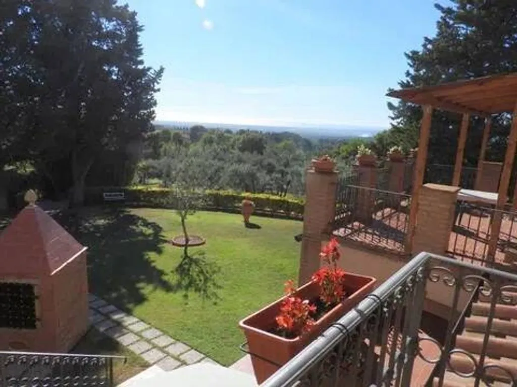 Garden - Luxury Villa with Sea View in Casale Marittimo
