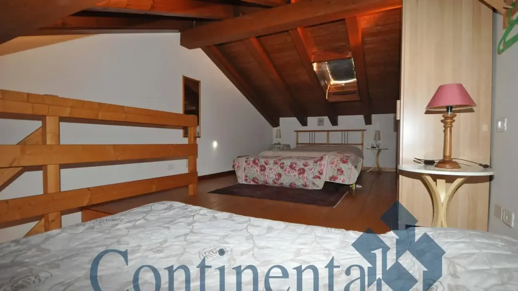 Chambres - Modern Apartment with Balcony in Lenna