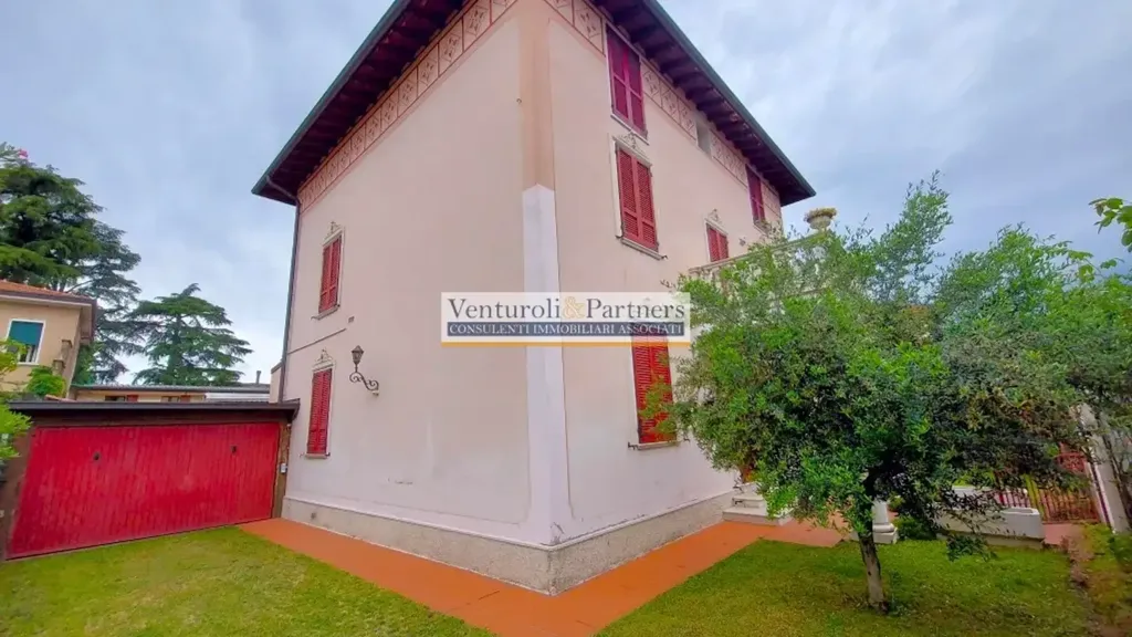Extérieur - Liberty Villa with Terraces in Brescia