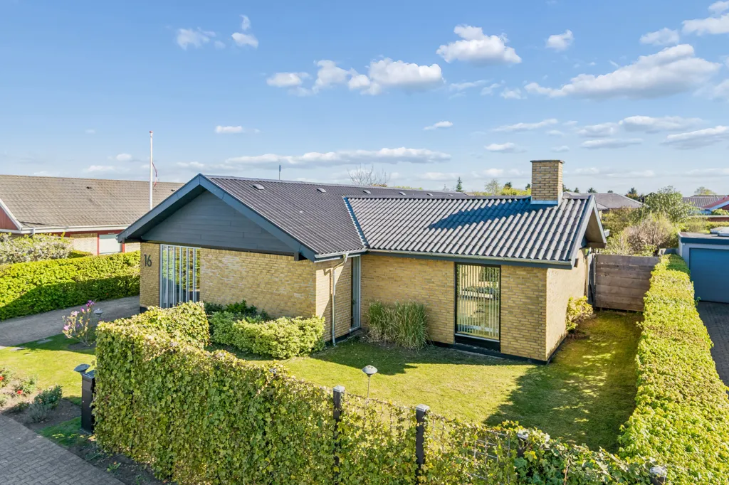 Vue aérienne - Spacious Villa with Terrace in Fredericia