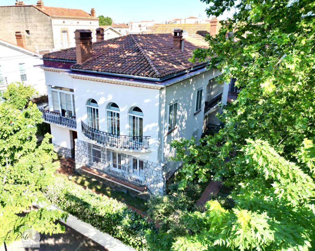Vista aerea - Master House with Bay Windows in Perpignan