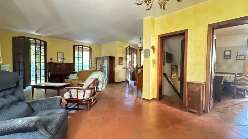 Elutuba - Traditional Villa with Garden in Rubiera