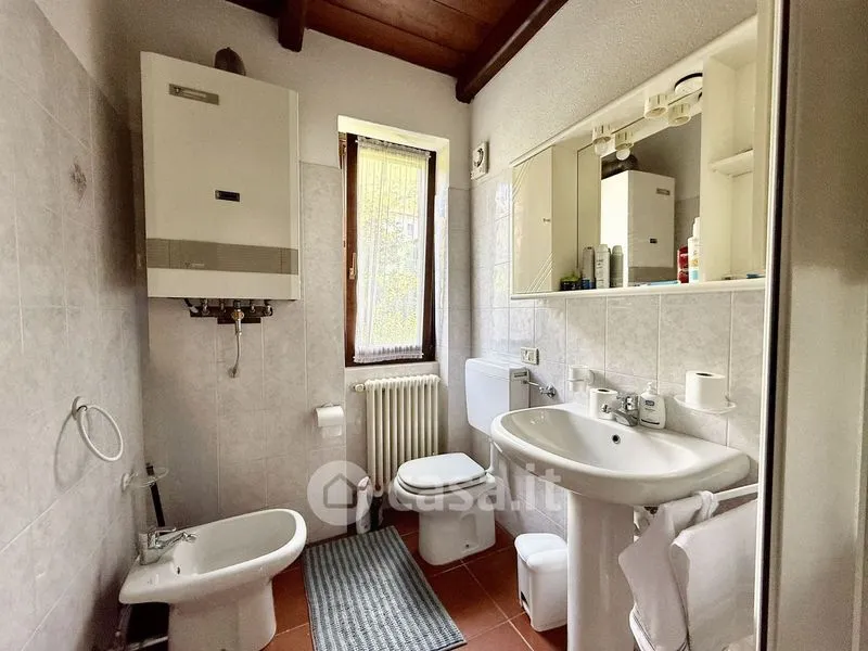 Salles de bain - Villa with Lake View in Dongo