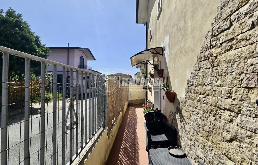 Aed - Rustic Villa with Garden in Castagnola, Massa