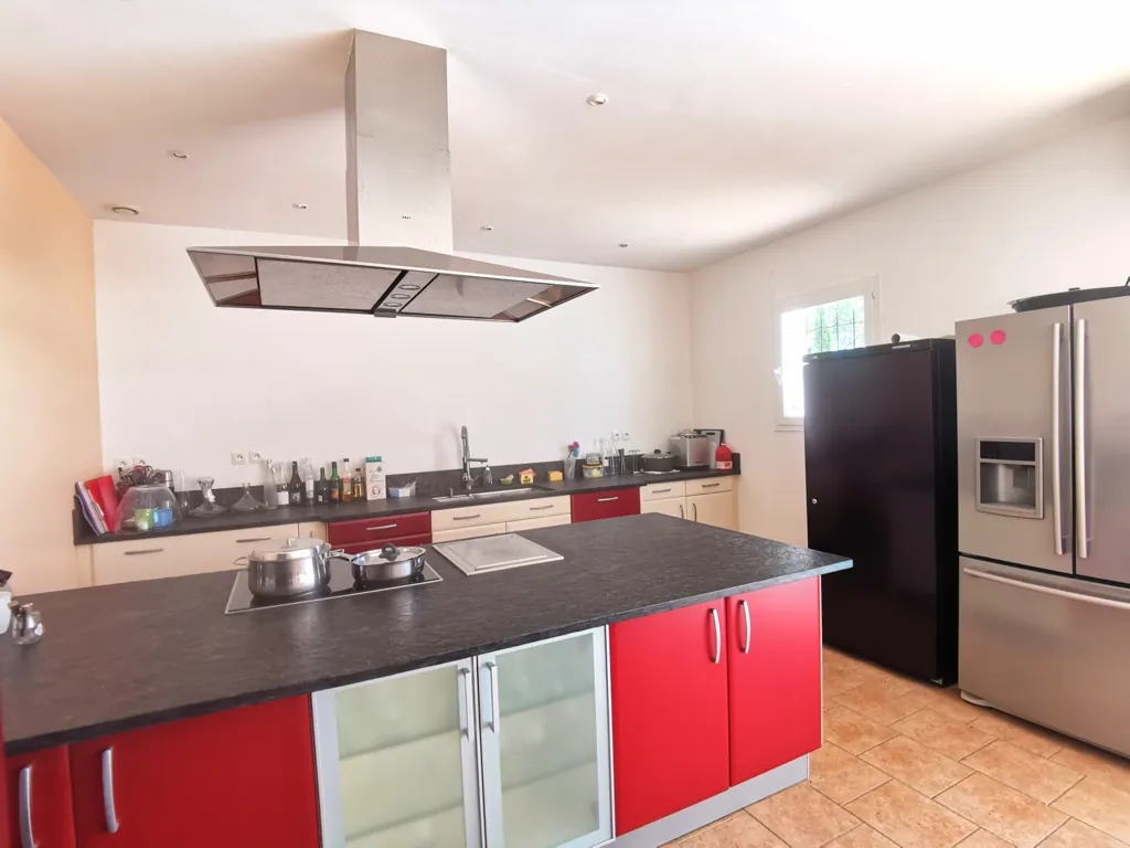 Cuisine - Propriété avec 4 Gîtes et Piscine à Béziers
