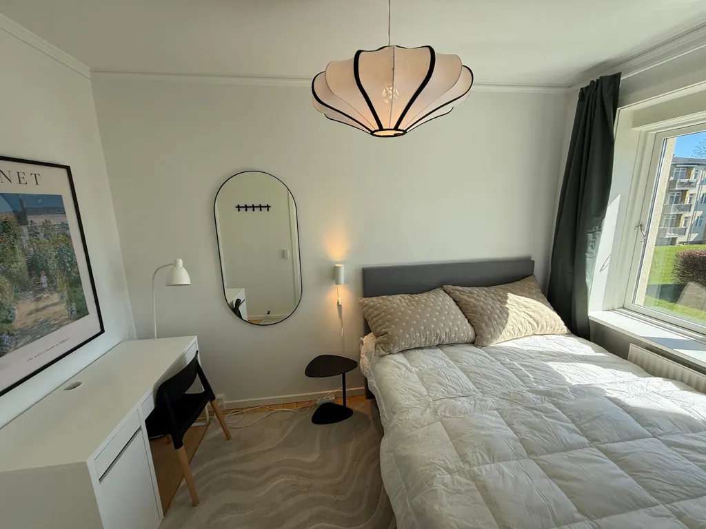 Magamistoad - Private Room in Shared Apartment, Hyltebjerg Allé