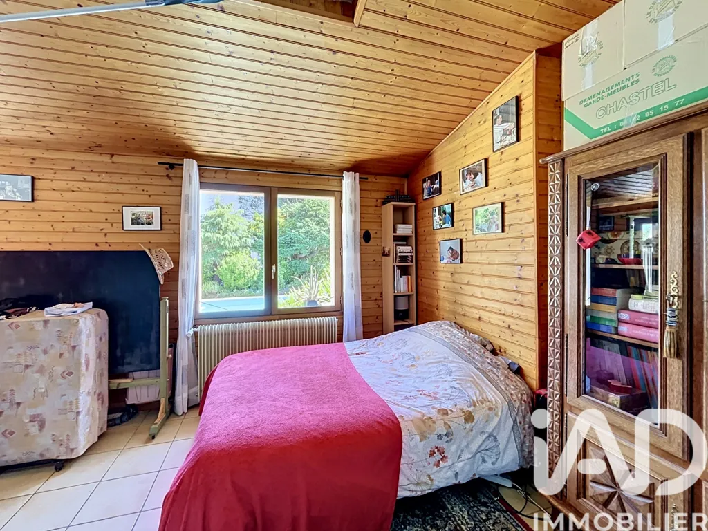 Magamistoad - Traditional House with Pool in Brignais