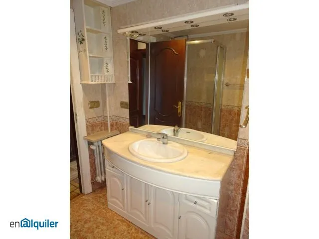 Vannitoad - Apartment with Parking in Gijón Centre