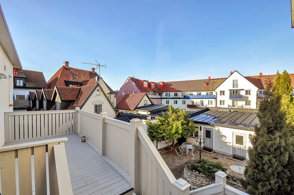 Rõdu - Two Apartments with Terrace in Central Location