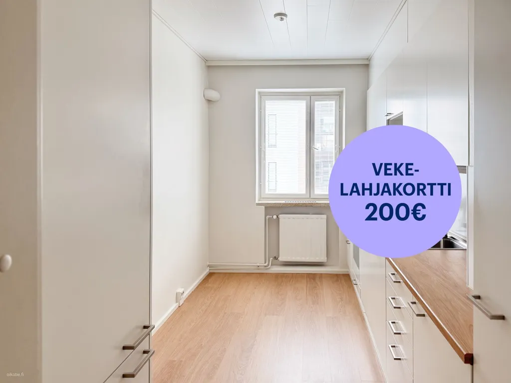 Esik - Modernised Flat with Balcony in Tampere Centre