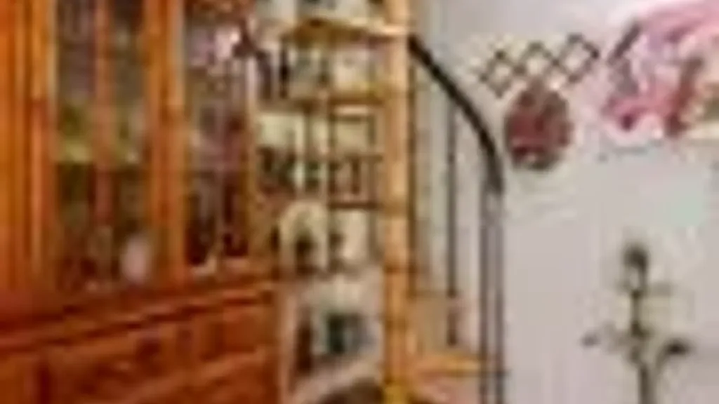 hallway_entrance