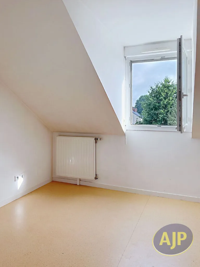 Toad - 3-Bedroom Apartment in Sautron Centre