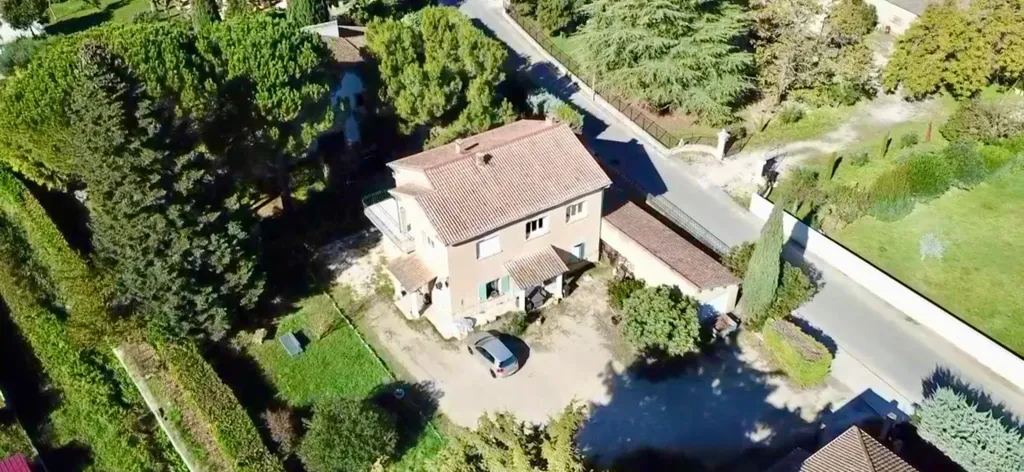 Vue aérienne - Villa Rénovée avec Atelier à Bagnols-sur-Cèze