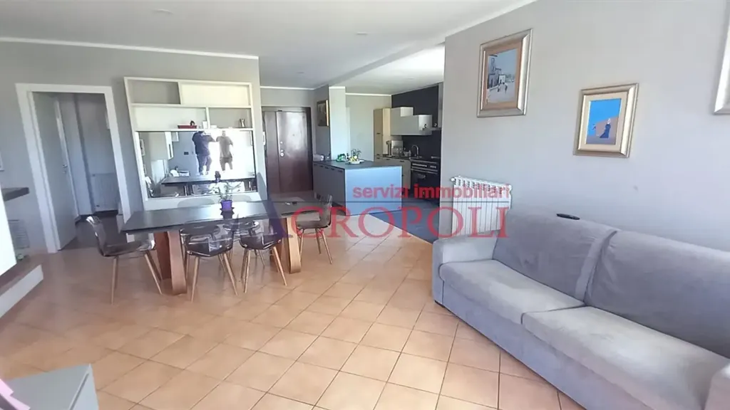 Elutuba - Rearranged Apartment with Balcony in Bracciano